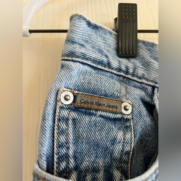 Vtg 90s Y2K Calvin Klein light washed mid rise jeans S - Picture 2 of 8